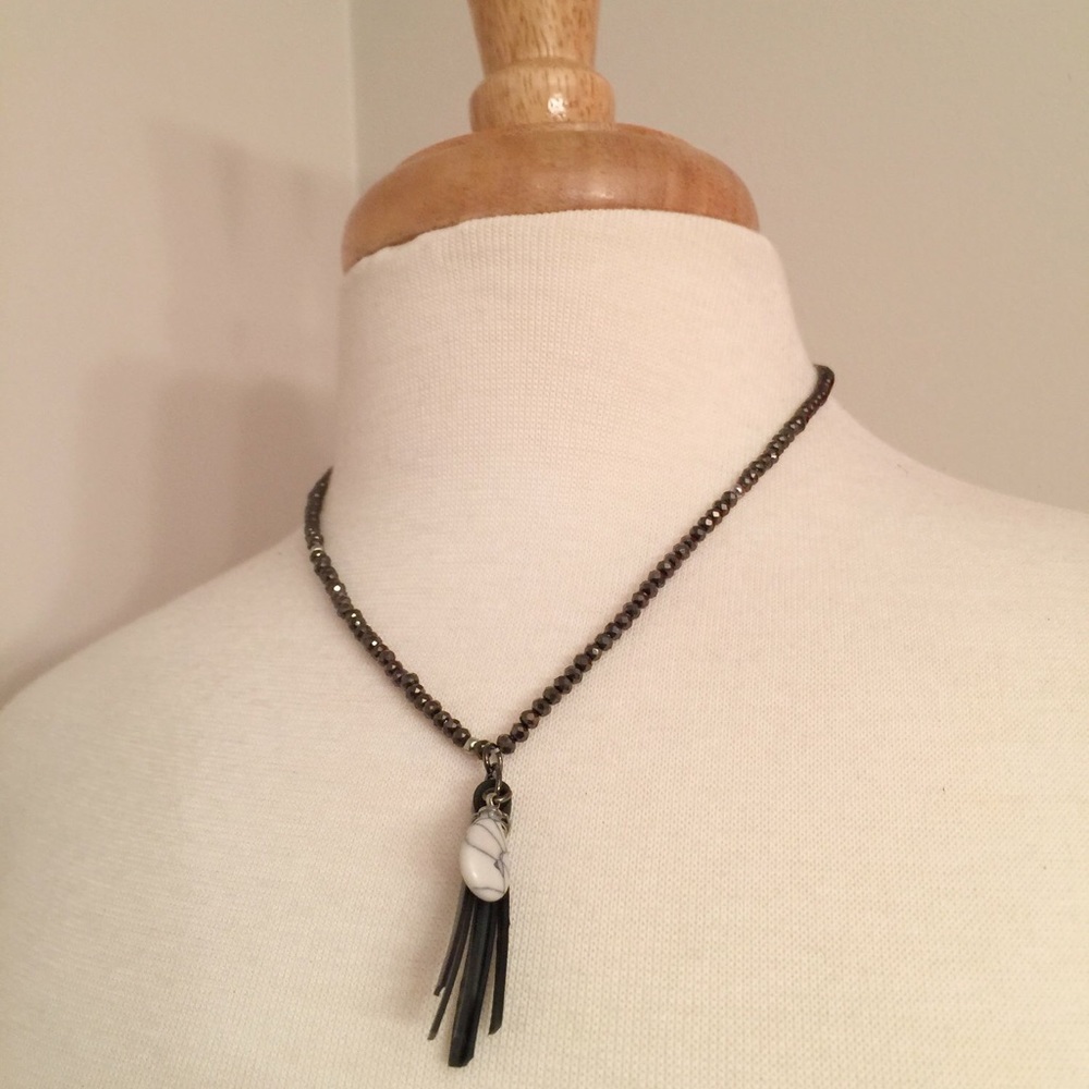 Creative necklace from Tires